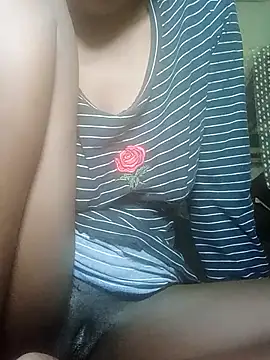 Snapshot of Pretty_Doll17 chatting on September 30, 2025, 1:00 am Pretty Doll17 online show from September 30, 2025, 1:00 am