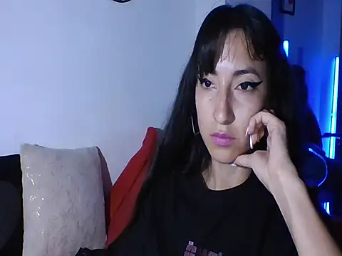 Snapshot of a_miss chatting on November 11, 2025, 12:27 am a miss online show from November 11, 2025, 12:27 am