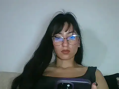 Snapshot of a_miss chatting on September 10, 2025, 10:20 pm a miss online show from September 10, 2025, 10:20 pm