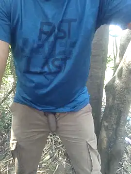 Aeroxx online show from April 11, 2026, 4:31 am