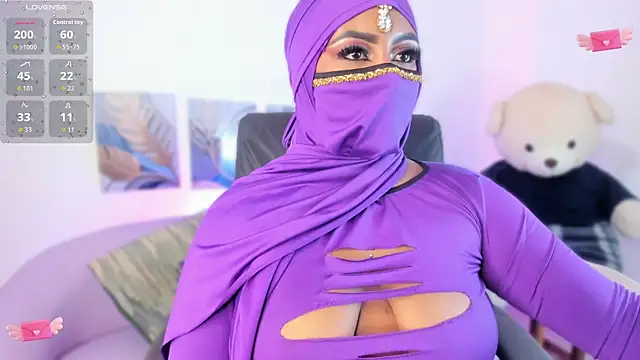 yasmin elite online show from December 16, 2025, 1:21 am