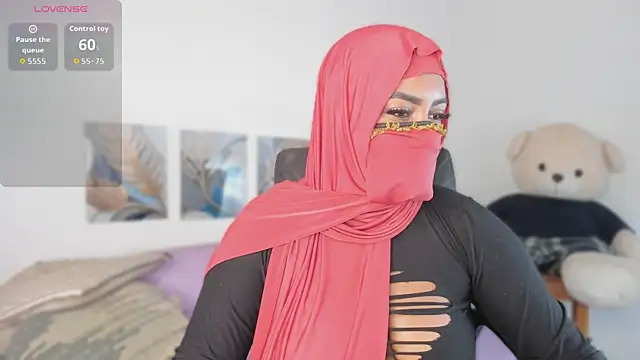 Snapshot of yasmin_elite chatting on February 12, 2026, 10:04 am yasmin elite online show from February 12, 2026, 10:04 am