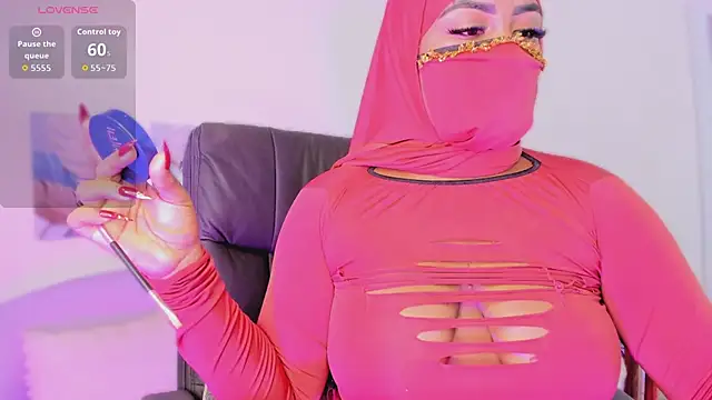 Snapshot of yasmin_elite chatting on February 15, 2026, 11:20 am yasmin elite online show from February 15, 2026, 11:20 am