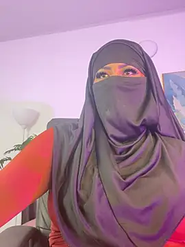 Snapshot of yasmin_elite chatting on March 3, 2026, 10:11 am yasmin elite online show from March 3, 2026, 10:11 am