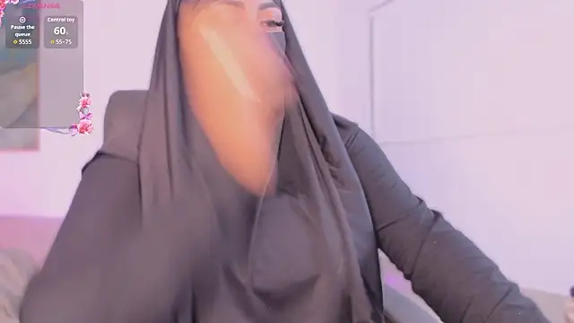 Snapshot of yasmin_elite chatting on March 4, 2026, 10:12 am yasmin elite online show from March 4, 2026, 10:12 am