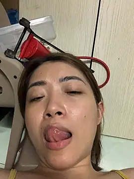 Minee1202 online show from April 7, 2026, 12:45 am