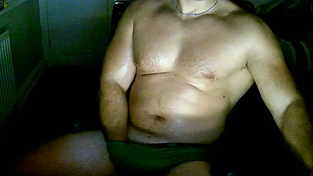 Snapshot of Serpent2463 chatting on September 19, 2025, 12:14 am Serpent2463 online show from September 19, 2025, 12:14 am