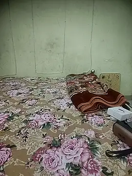 Snaya-baby online show from November 18, 2025, 1:03 pm