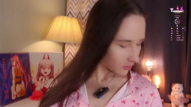 Snapshot of MaudAle chatting on December 2, 2025, 1:17 am MaudAle online show from December 2, 2025, 1:17 am