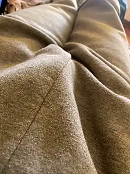 MuzzyFacing online show from February 2, 2026, 12:04 pm