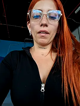 Alis xxx online show from October 21, 2025, 7:46 pm