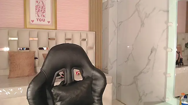 allyssa bellini s online show from September 11, 2025, 7:58 pm