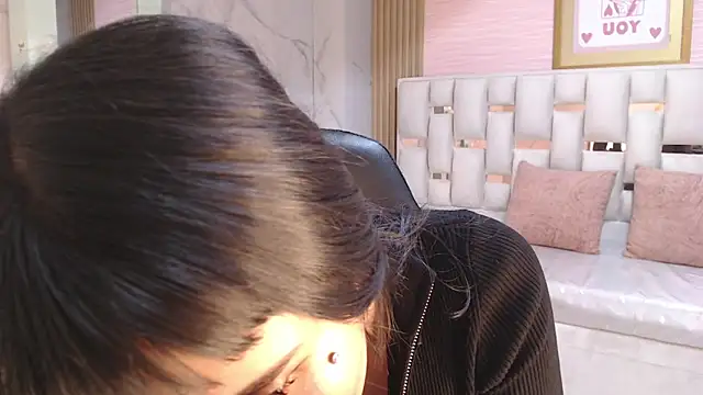 allyssa bellini s online show from September 22, 2025, 8:26 pm