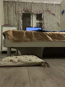 missevacrystal online show from April 11, 2026, 6:11 pm