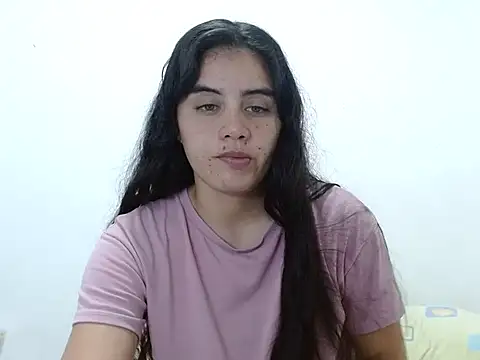 Snapshot of Arieeel_09 chatting on February 18, 2026, 5:09 pm Arieeel 09 online show from February 18, 2026, 5:09 pm