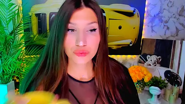 Snapshot of Mollyinyourmind chatting on November 6, 2025, 5:00 am Mollyinyourmind online show from November 6, 2025, 5:00 am