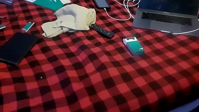 Snapshot of Triggerhappycj100 chatting on November 20, 2025, 5:41 am Triggerhappycj100 online show from November 20, 2025, 5:41 am