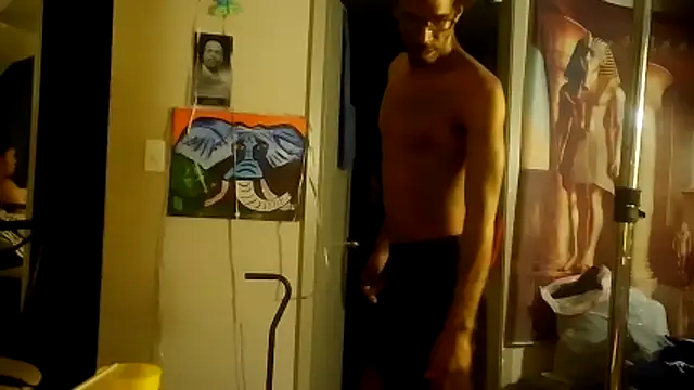 Snapshot of Triggerhappycj100 chatting on February 14, 2026, 1:55 pm Triggerhappycj100 online show from February 14, 2026, 1:55 pm