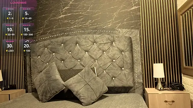 Snapshot of violett__golden chatting on September 20, 2025, 11:04 am violett  golden online show from September 20, 2025, 11:04 am