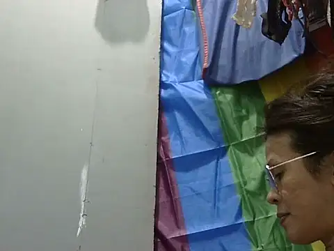 juicycum069 online show from November 7, 2025, 11:52 pm