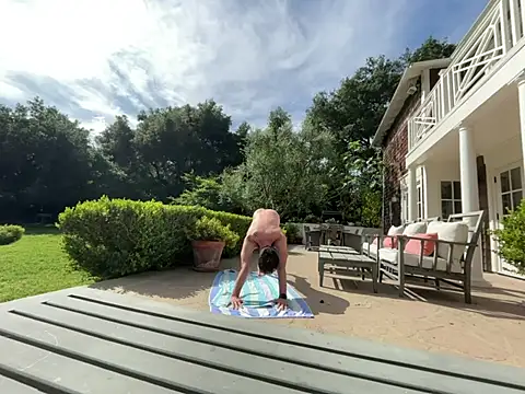 Pupscritch online show from April 2, 2026, 5:19 pm