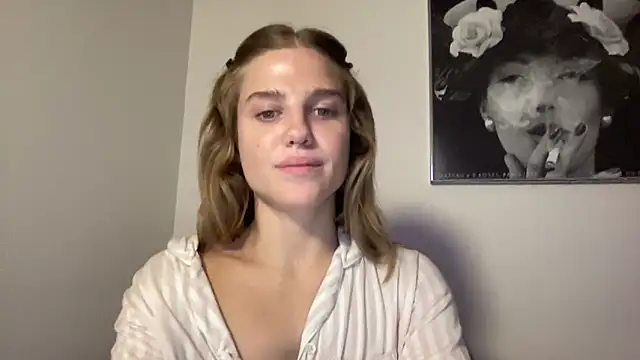 sweetceeme online show from April 19, 2026, 8:59 am