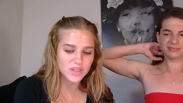 Snapshot of sweetceeme chatting on April 21, 2026, 2:51 am sweetceeme online show from April 21, 2026, 2:51 am