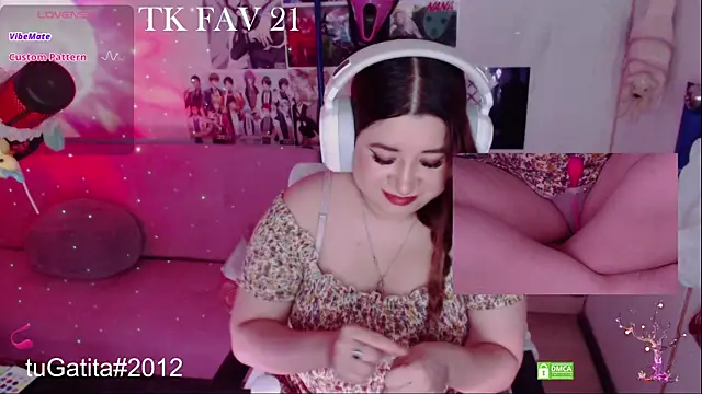 Pink girl0n online show from April 5, 2026, 10:38 pm