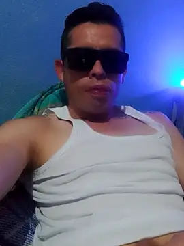 PitudoWuero online show from October 4, 2025, 9:11 am