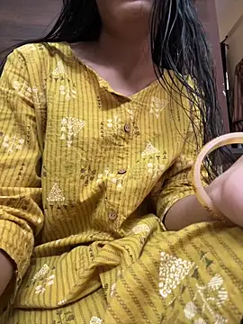 modelnishu online show from February 18, 2026, 7:39 am