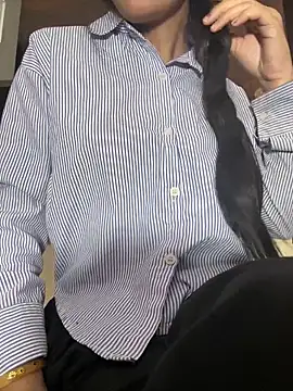 modelnishu online show from February 24, 2026, 1:50 am