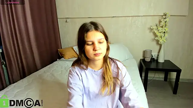 Snapshot of Elle_Ellise chatting on September 30, 2025, 12:16 am Elle Ellise online show from September 30, 2025, 12:16 am