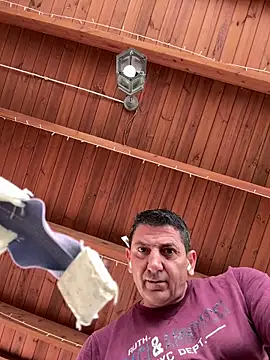 BULLBSX online show from April 13, 2026, 2:10 pm