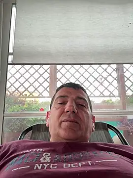 BULLBSX online show from April 14, 2026, 6:40 am