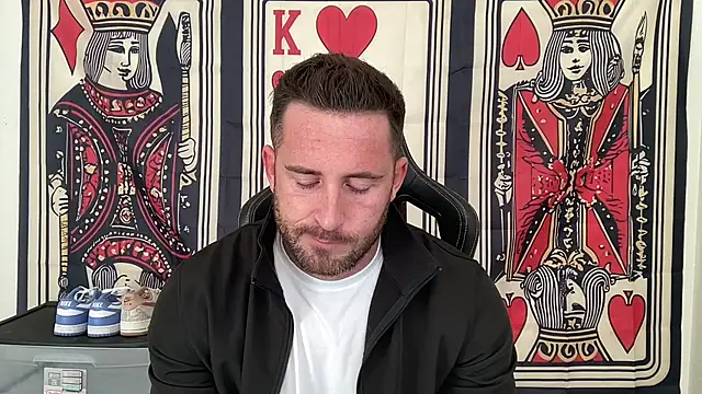 Snapshot of brettmycles28 chatting on November 5, 2025, 3:59 pm brettmycles28 online show from November 5, 2025, 3:59 pm