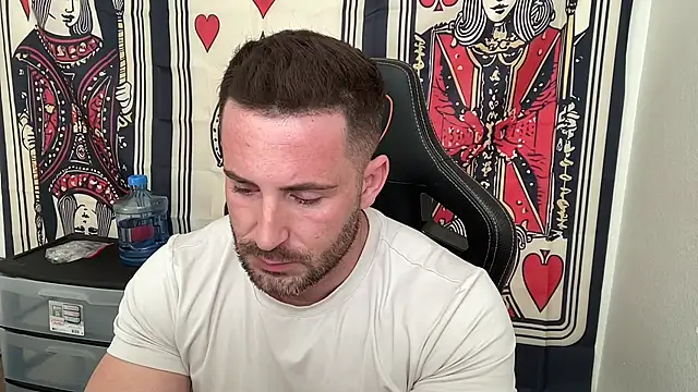 Snapshot of brettmycles28 chatting on November 13, 2025, 4:22 pm brettmycles28 online show from November 13, 2025, 4:22 pm