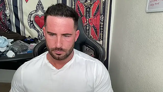 brettmycles28 online show from February 18, 2026, 7:10 pm