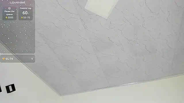 Laurasofia01 online show from November 14, 2025, 3:59 pm