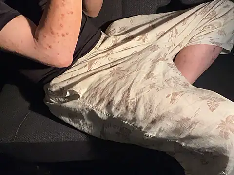 CAMEL1913 online show from September 13, 2025, 5:13 pm