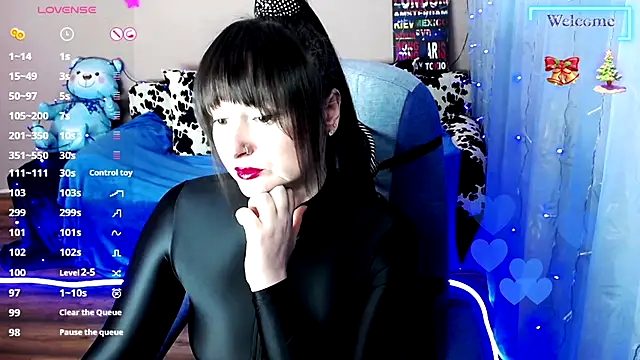 Snapshot of MilaRay chatting on January 21, 2025, 2:15 pm MilaRay online show from January 21, 2025, 2:15 pm