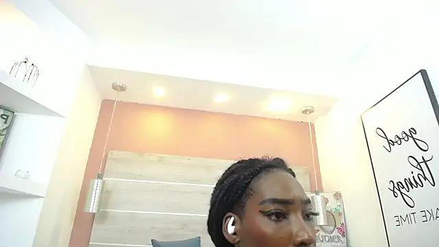 AlexandraCambell online show from November 30, 2025, 12:22 am