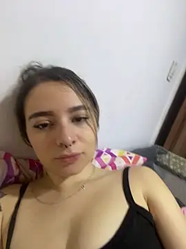 karla-thomsom10 online show from December 22, 2025, 4:29 pm