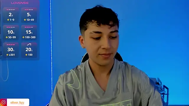 Snapshot of Casper___kyy chatting on September 17, 2025, 6:43 pm Casper kyy online show from September 17, 2025, 6:43 pm