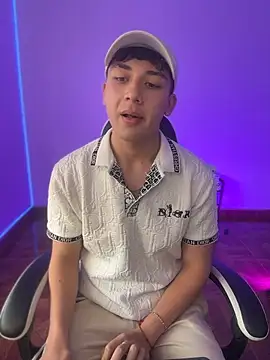 Casper   kyy online show from November 29, 2025, 6:41 pm