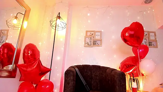 Snapshot of mystic_carito chatting on February 14, 2026, 12:49 pm mystic carito online show from February 14, 2026, 12:49 pm