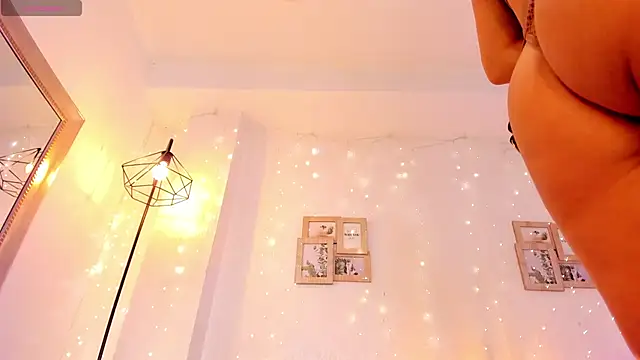 Snapshot of mystic_carito chatting on November 28, 2025, 7:47 pm mystic carito online show from November 28, 2025, 7:47 pm