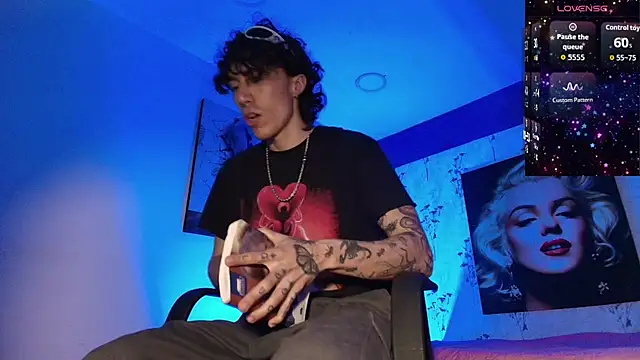 felix  star online show from November 5, 2025, 8:01 pm