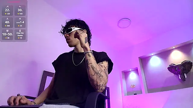 felix  star online show from November 20, 2025, 7:58 pm