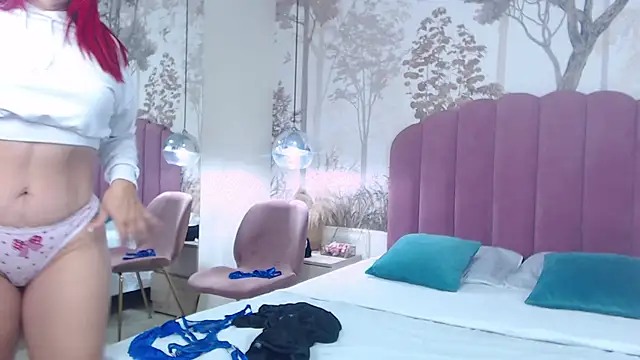 Snapshot of CorineRay chatting on November 20, 2025, 2:07 pm CorineRay online show from November 20, 2025, 2:07 pm