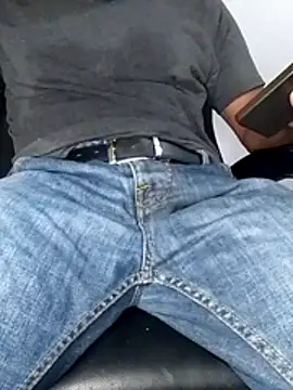 Bosssweet22cm online show from February 17, 2026, 3:42 pm